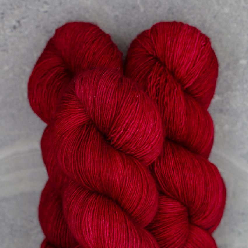 Tosh Merino Light | Blood Runs Cold