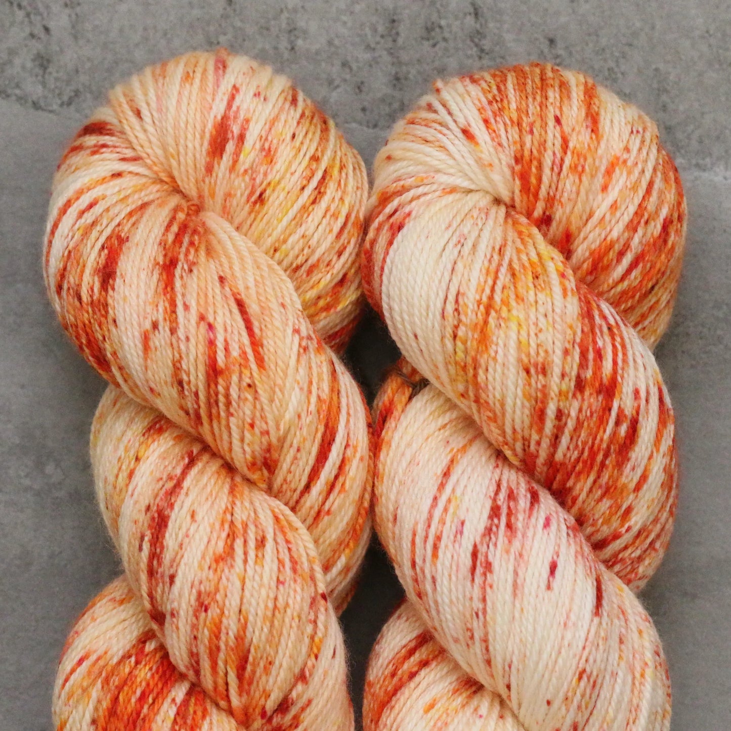 Twist Light | GG Loves Speckles