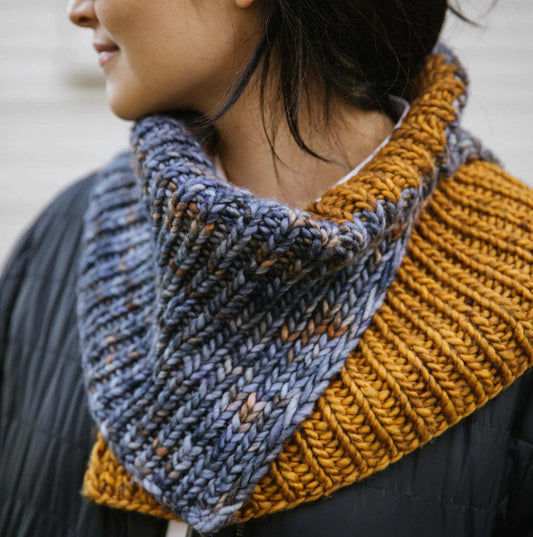 Double Split Color-Blocked Cowl PDF