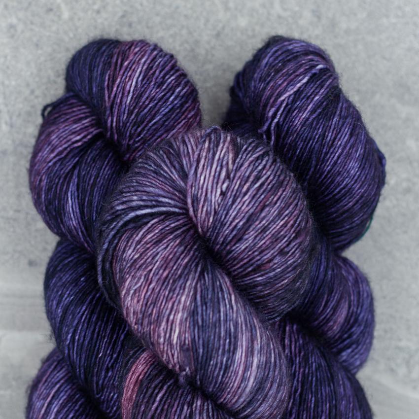 Tosh Merino Light | Eleven Dark