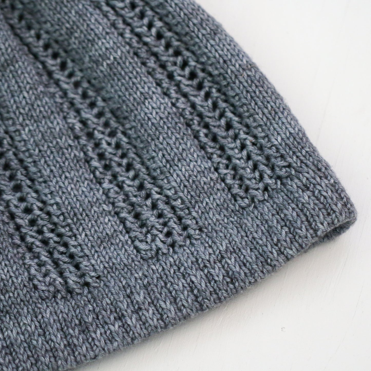 Knitted Netting Fingerless Gloves + Hat PDF