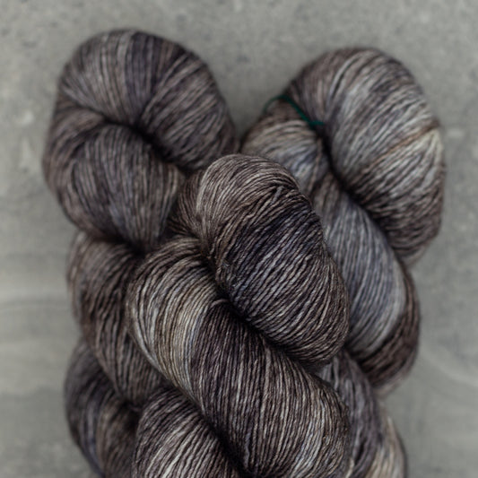 Tosh Merino Light | Pebble